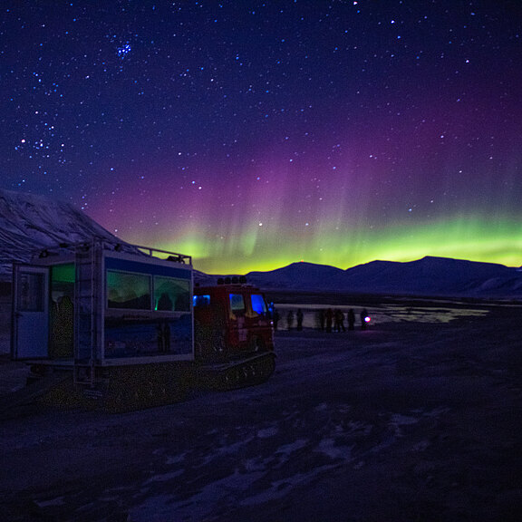 Nordlichter Northern_lights_hunting_with_snowcat_HGR_151262_Photo_Eveline__Lunde.JPG