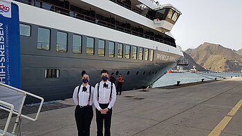 Freundlicher Empfang auf der World Voyager Freundlicher Empfang auf der World Voyager